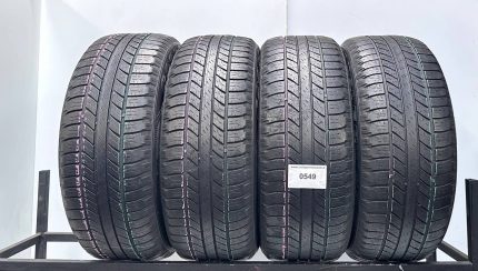 255/55R19 111V XL GOODYEAR WRANGLER HP ALL WEATHER