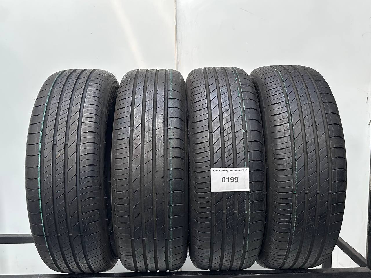 215/60R17 96H GOODYEAR EFFICIENTGRIP 2 SUV